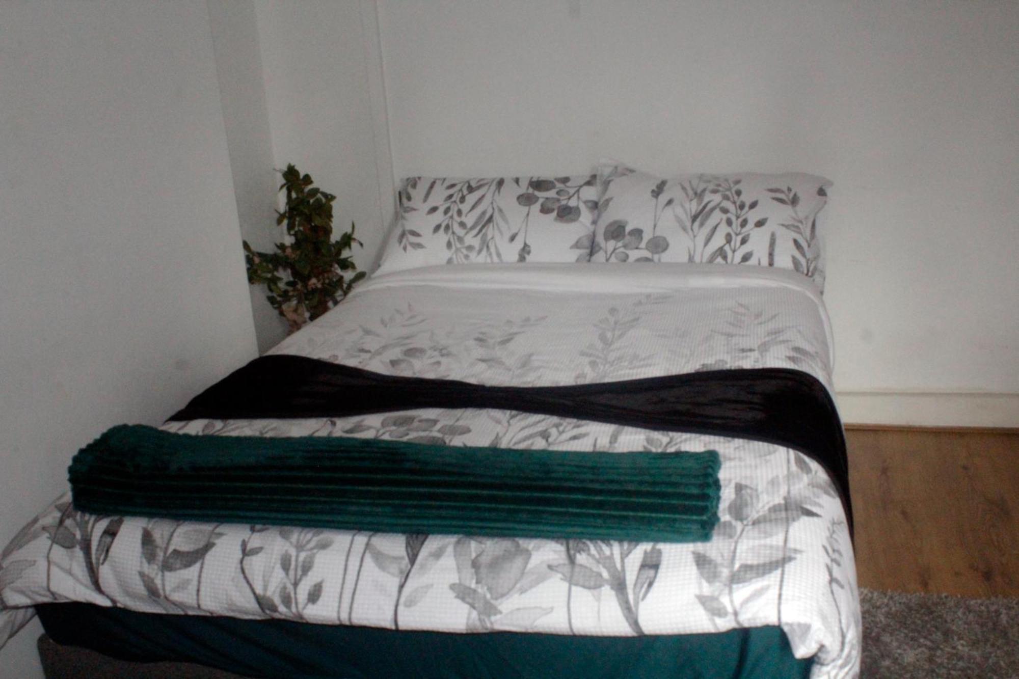 Cozy Rooms Or Apartment In London Townhouse Fast Links To Central Экстерьер фото